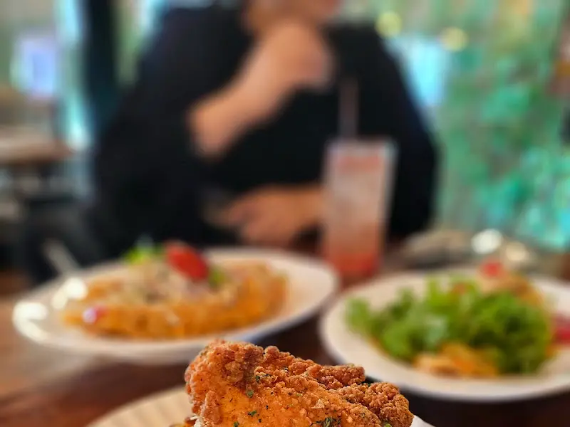 테이블 위의 음식들