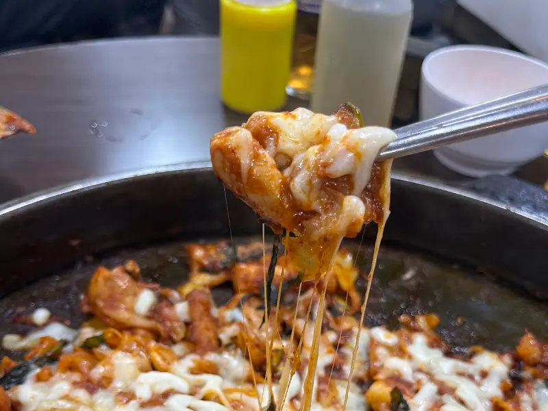 5.5닭갈비의 치즈 닭갈비