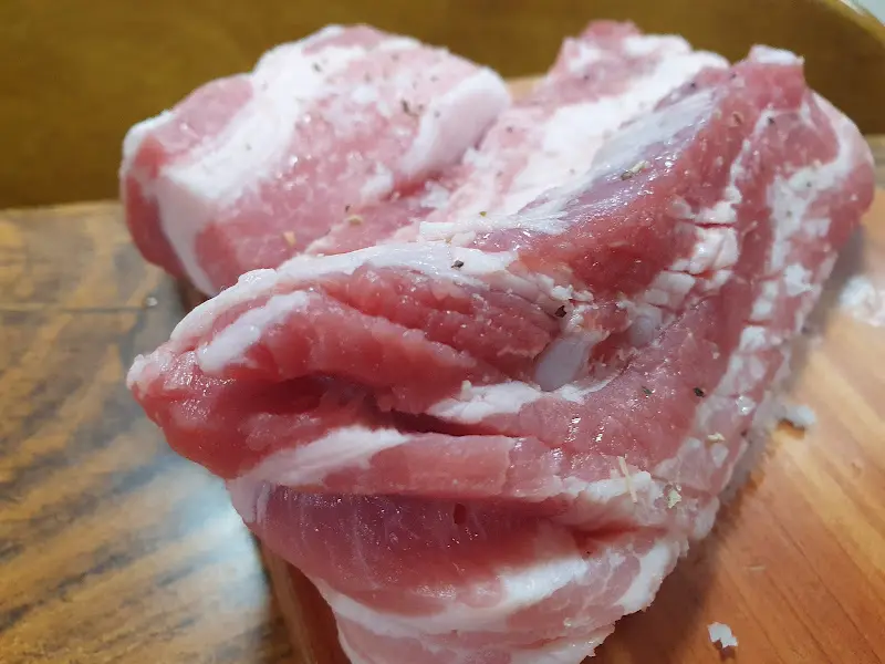 환상적인 마블링의 흑돼지 삼겹살