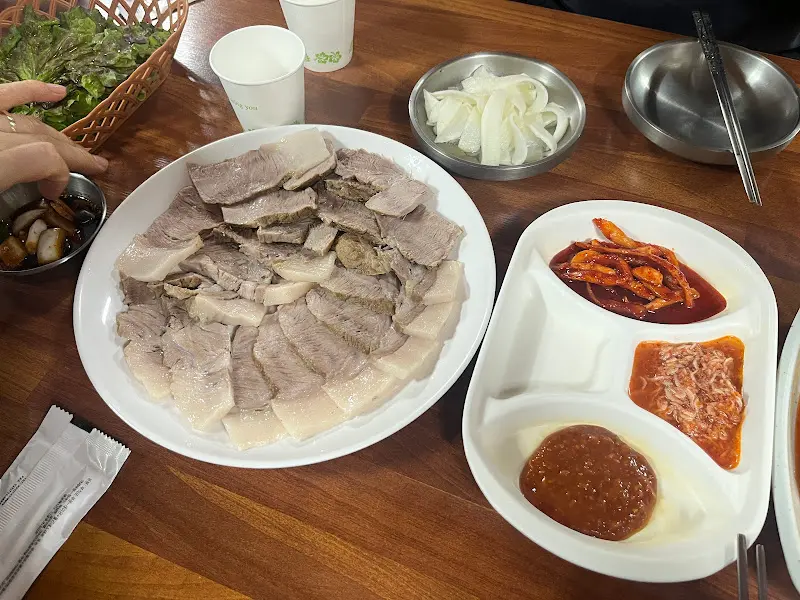 광암막국수의 곁들임