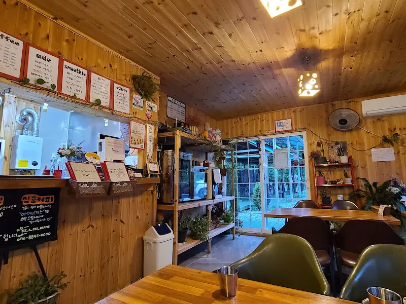 식당 내부 전경