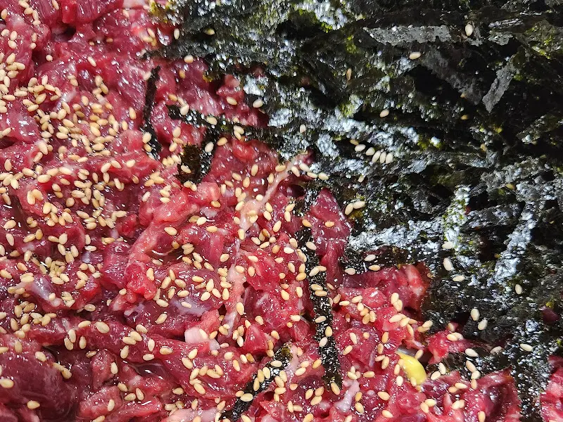 왕곡가든 생고기 비빔밥 근접 샷