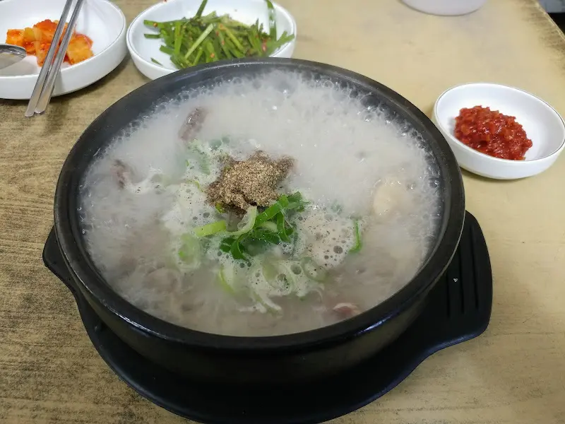 벼랑순대국 메뉴