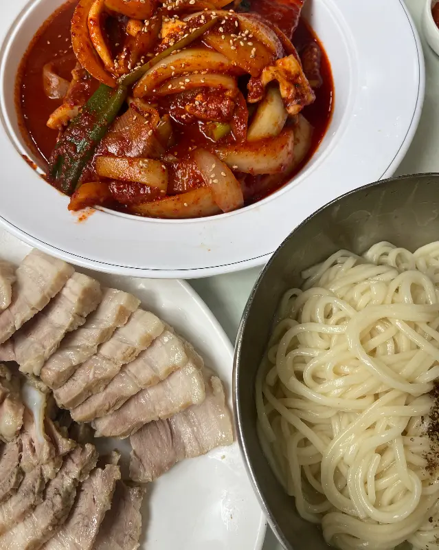 신도칼국수 수육