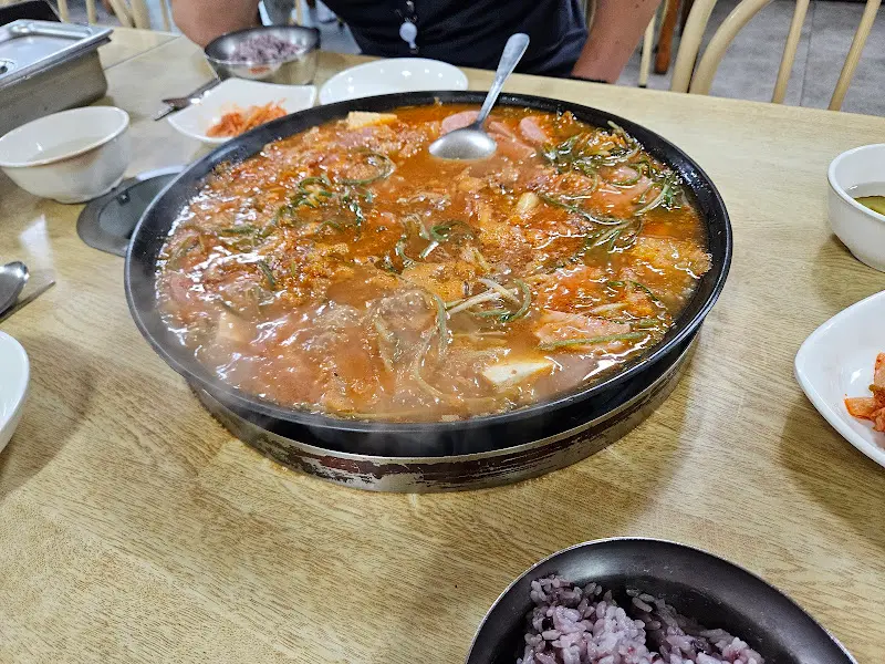 부대찌개 전체 비주얼