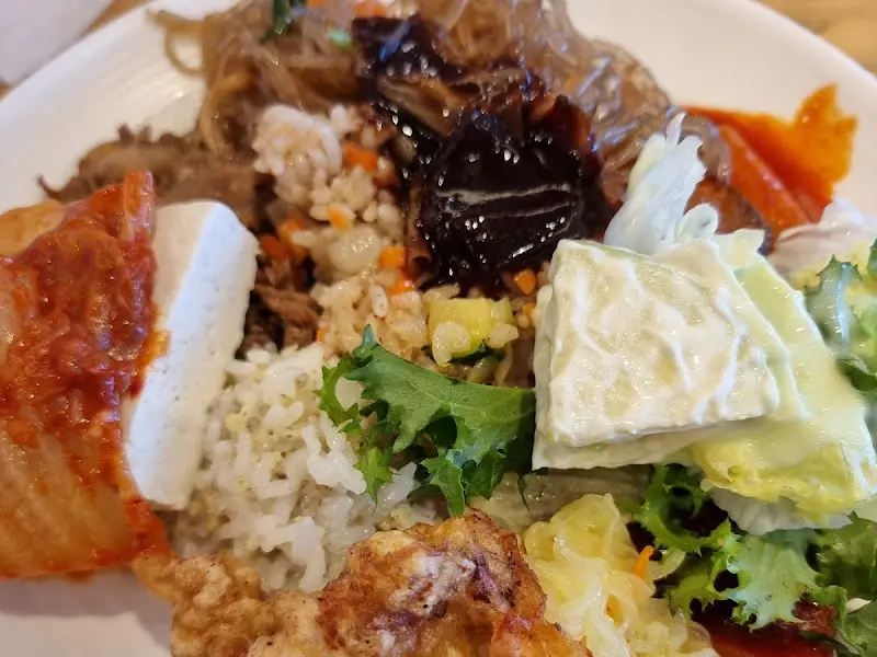 이뜨락에서 즐긴 푸짐한 한 상