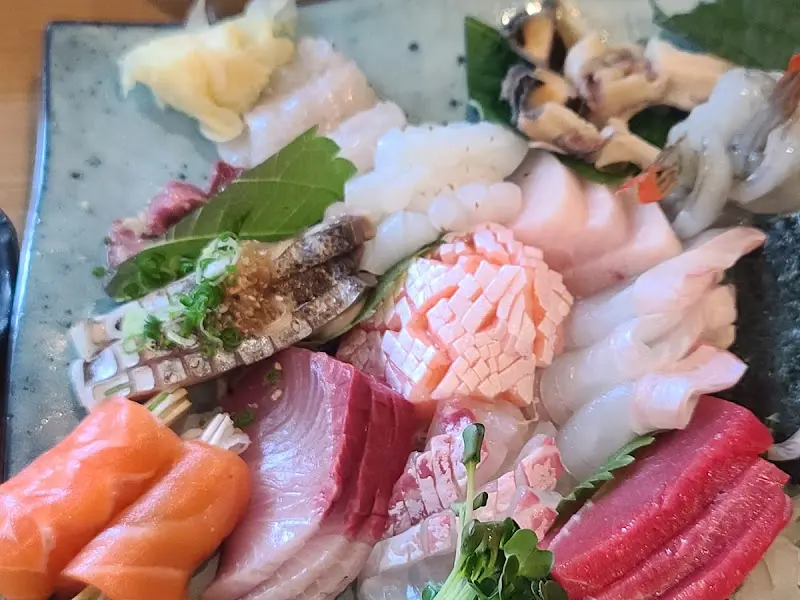 푸짐한 사시미 한 상