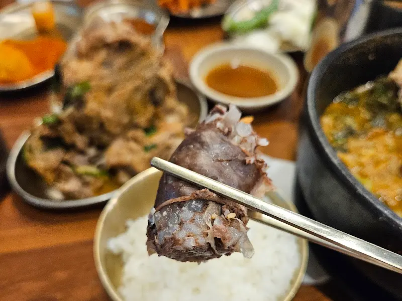 윤기가 좔좔 흐르는 찰순대