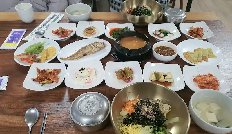 청포집 한 상 차림