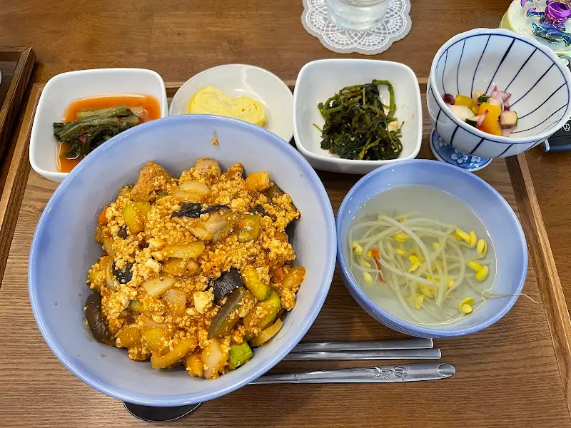 스페셜 메뉴 부타동