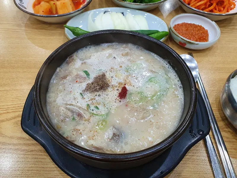 신의주찹쌀순대 순대국