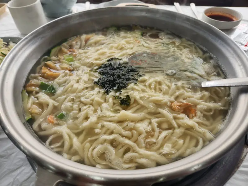 바지락 손질 모습