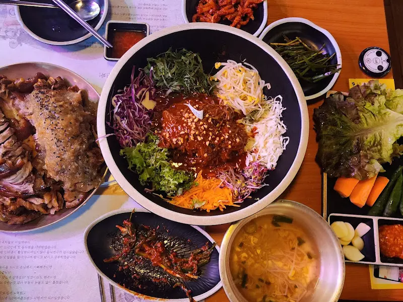 족발 한 상 차림