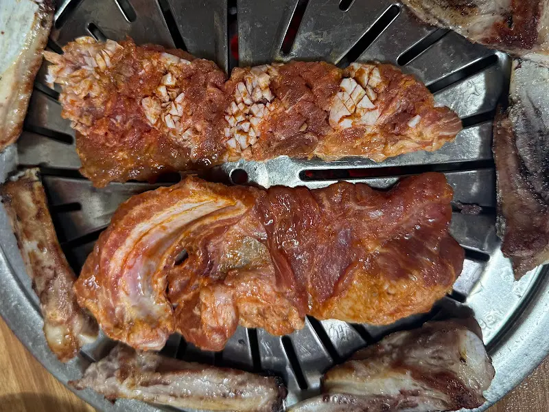 갑돌갈비 숯불 생갈비