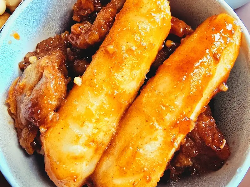 빠르쥬 양념 닭강정 & 떡