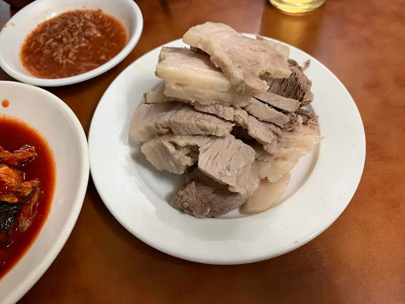 장수보쌈 보쌈 단독샷