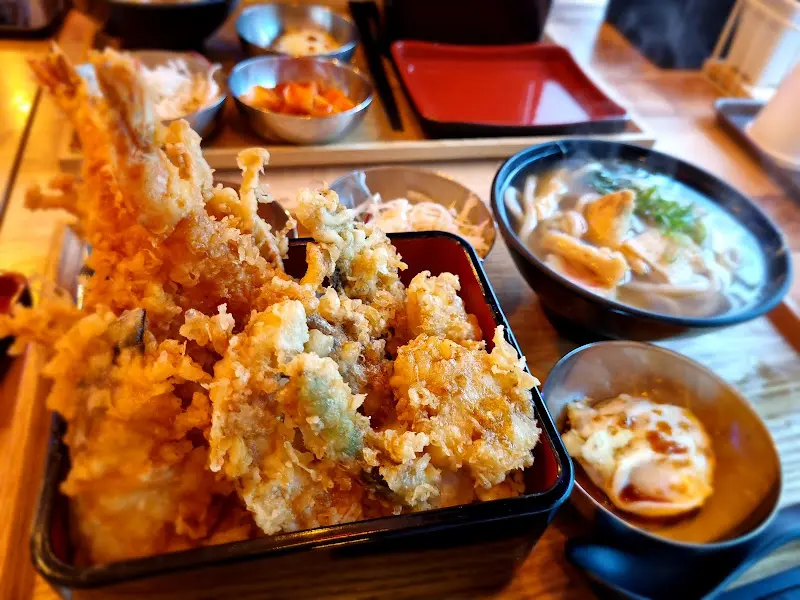 칠공상회 텐동과 미니 우동