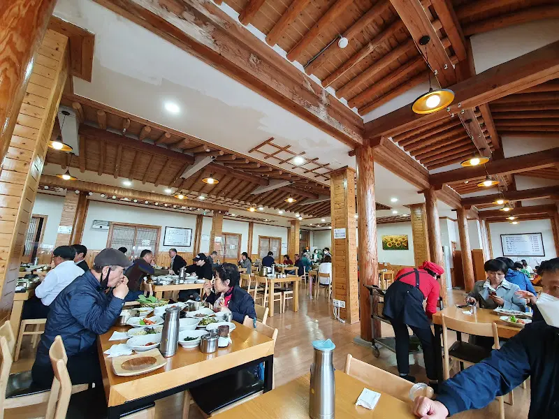 벽오동 내부 모습