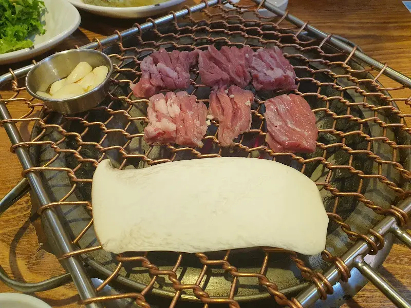 숯불에 구워 먹는 갈매기살