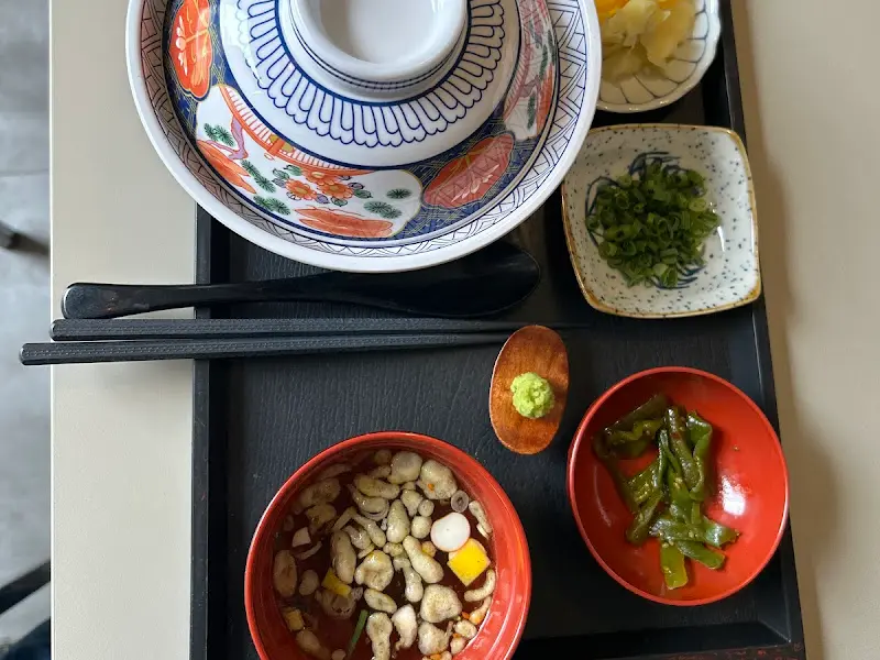 정갈하게 차려진 한 상