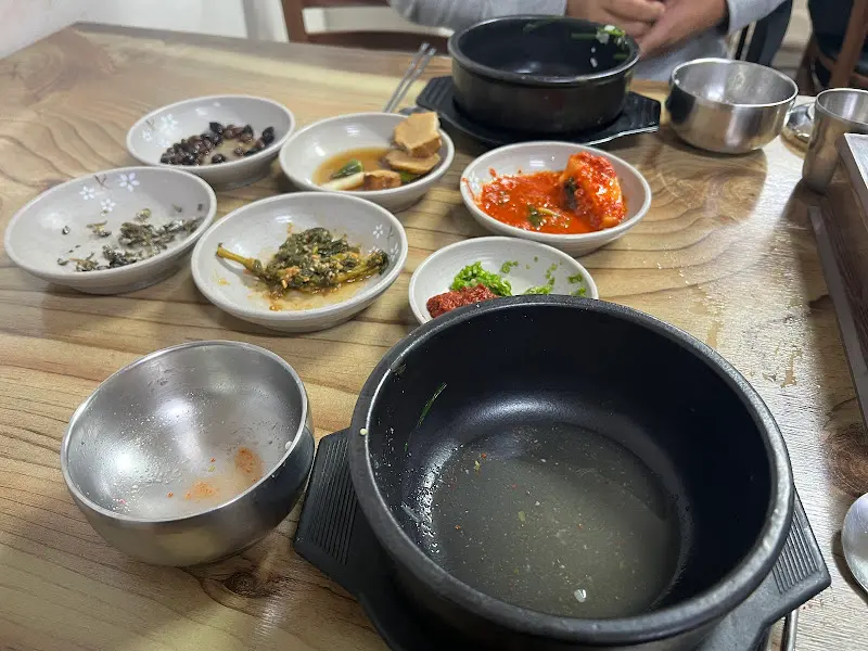 싹싹 비운 뚝배기