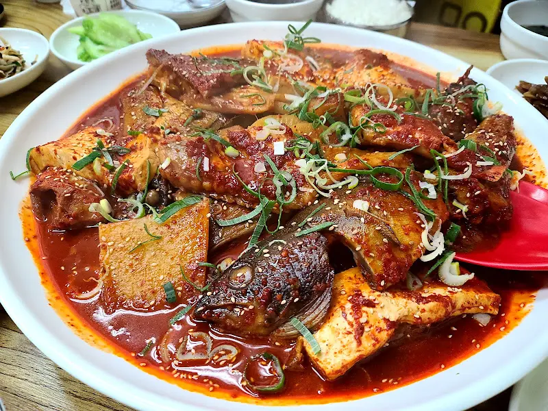 푸짐한 생선모듬찜