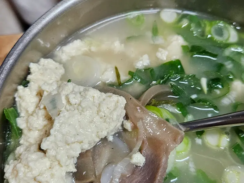 소머리 고기와 순두부