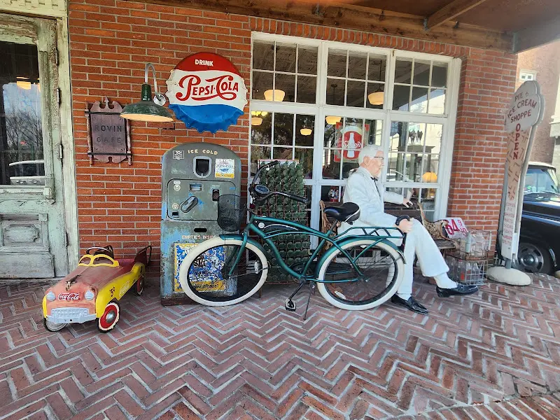 로빈뮤지엄 야외 전경