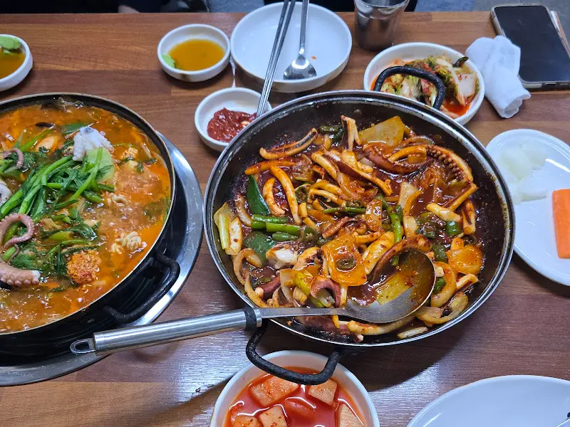 알탕과 오징어볶음