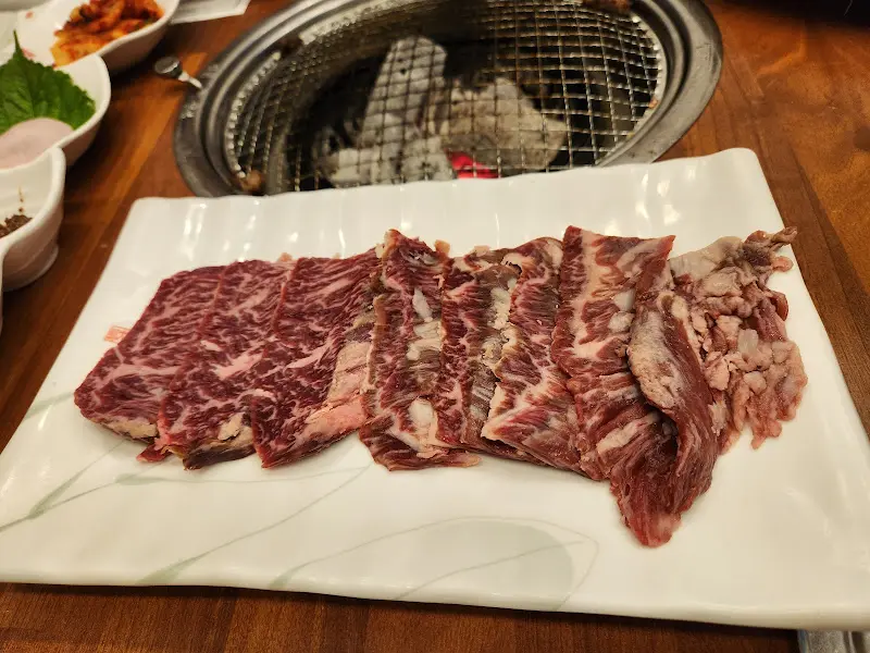 한우 안창살, 등심, 치맛살