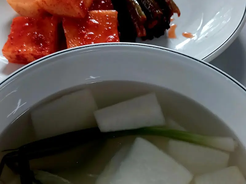 겉절이와 깍두기