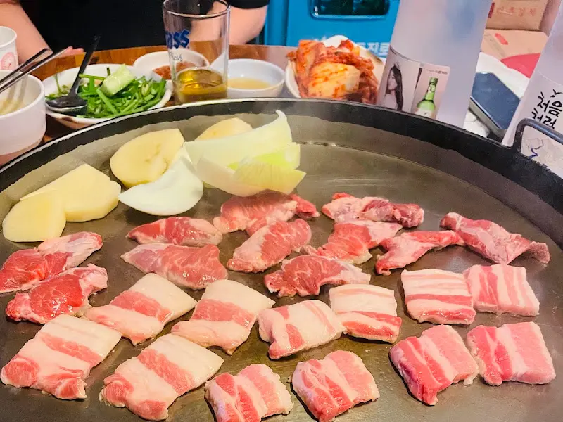 삼겹살과 김치의 조화