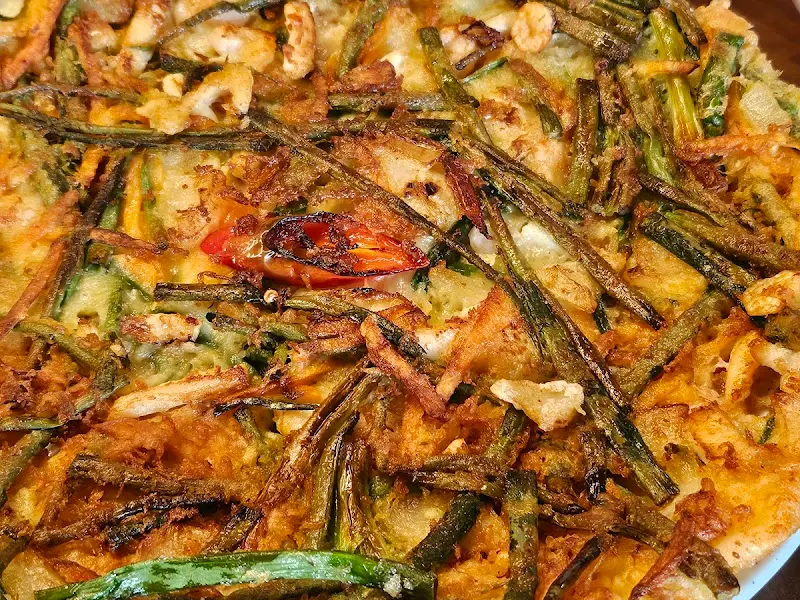 노릇노릇하게 구워진 파전