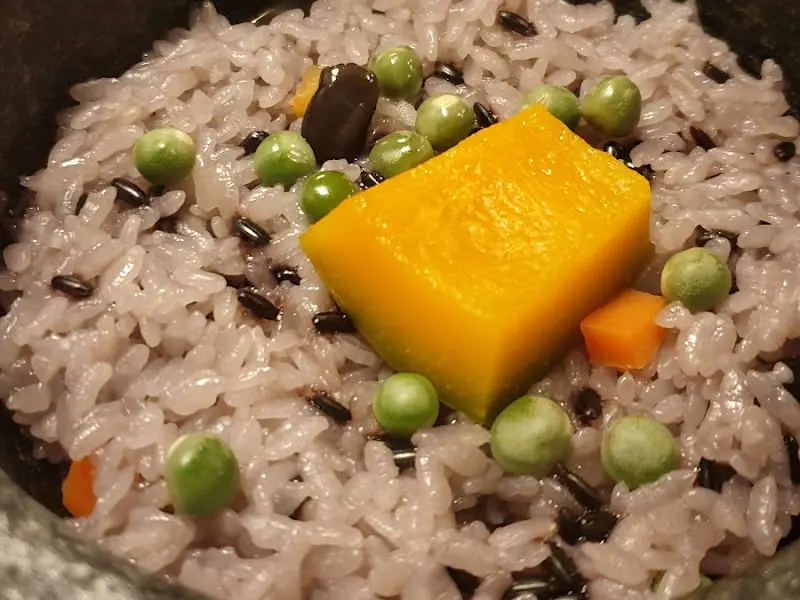 영양 돌솥밥의 클로즈업