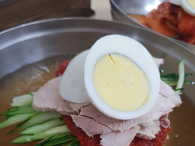 반숙 계란의 아름다운 자태