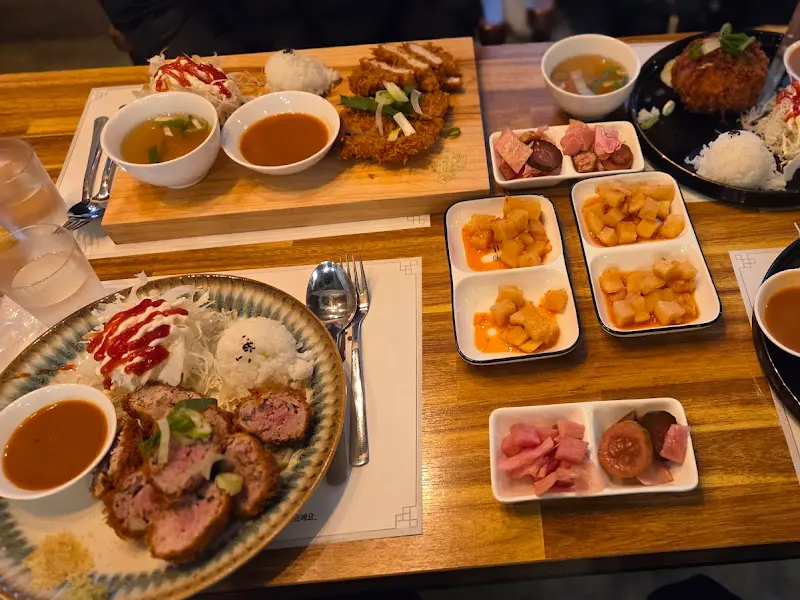 망치소 한상차림