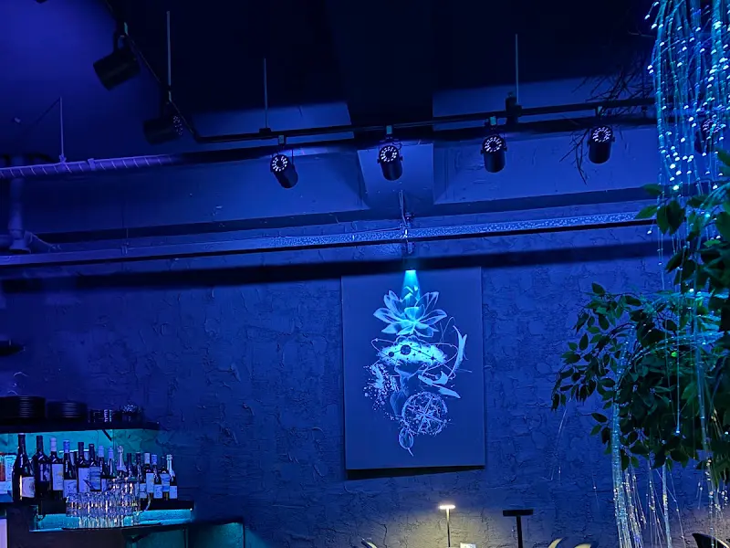 밤수정의 벽면 장식