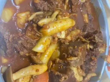 군위의 숨겨진 보석, 도남식당에서 맛보는 추억의 소갈비찜 맛집 순례기