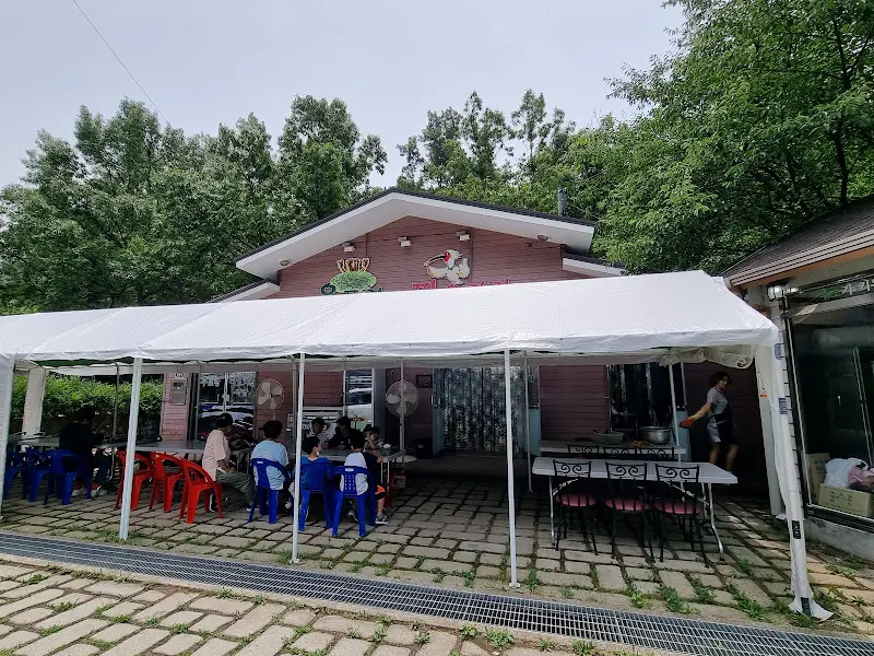 우포따오기랑 식당 외관