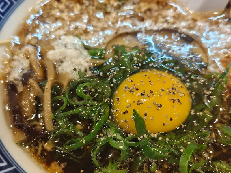 라멘 속 반숙 계란