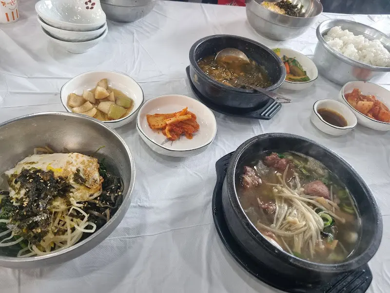산채비빔밥과 된장찌개