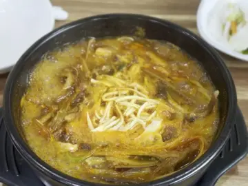 고요한 철원, 개성할매전통육개장에서 만난 깊은 풍미의 버섯 육개장 맛집 기행