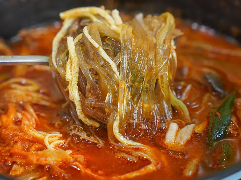 육개장 속 당면