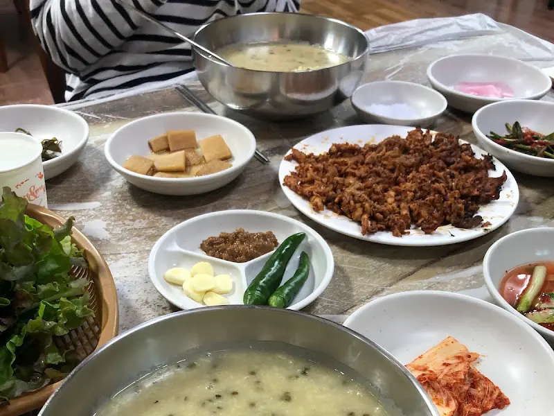 푸짐한 한 상 차림