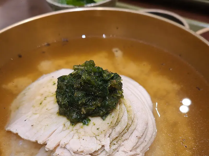 돼지곰탕 디테일 샷