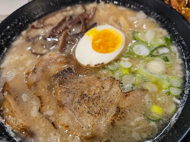 돈코츠 라멘 근접샷