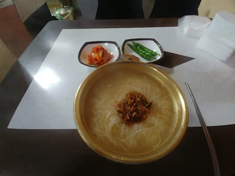 멸치국수 한 상 차림