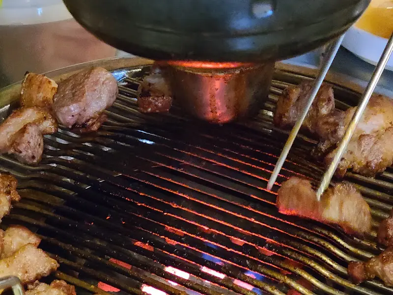 연탄불의 강렬한 모습