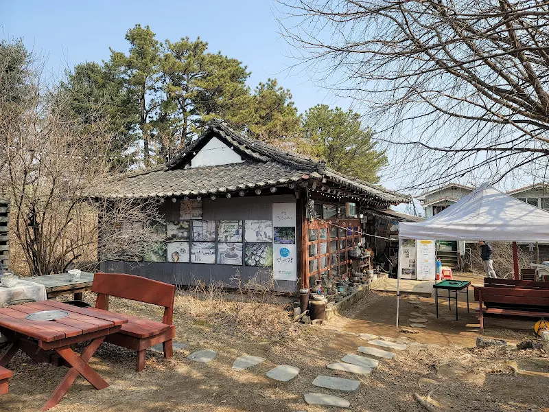 연사랑 외부 건물