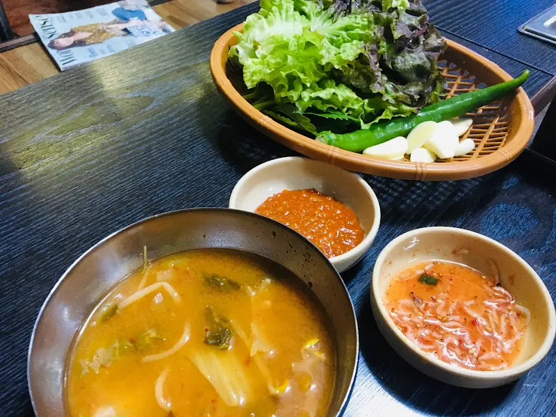 보쌈 정식 구성